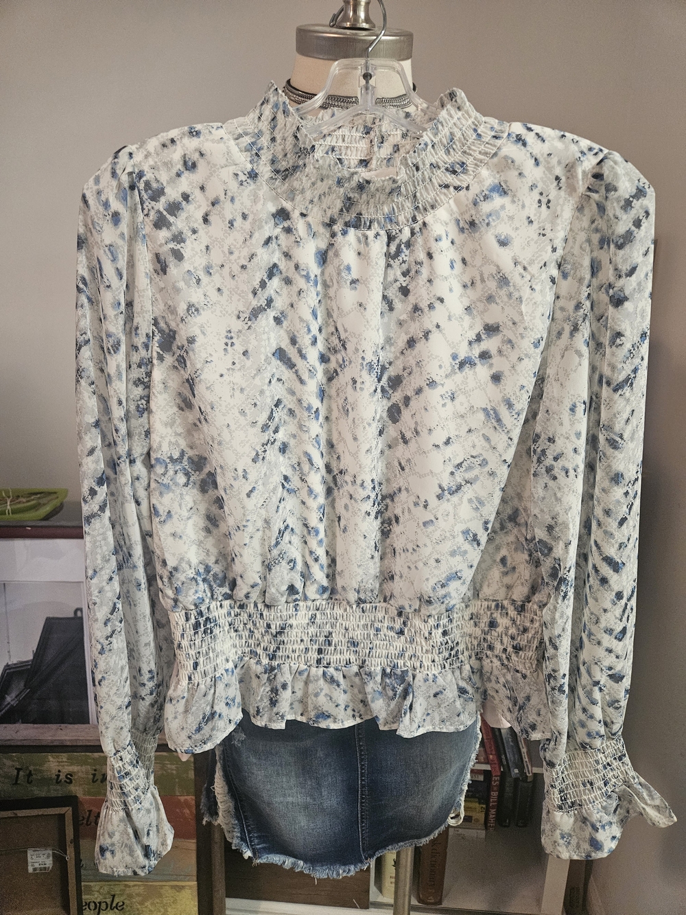 Womens Japna Blue Snake-Print Smocked Waist Blouse Size L